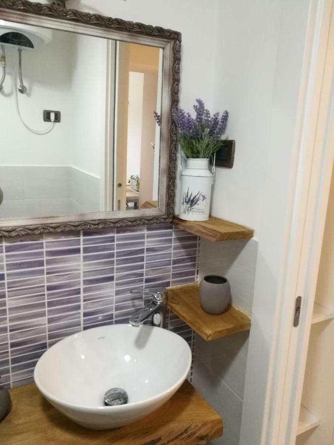 Tre Finestre Sul Caruggio Apartment